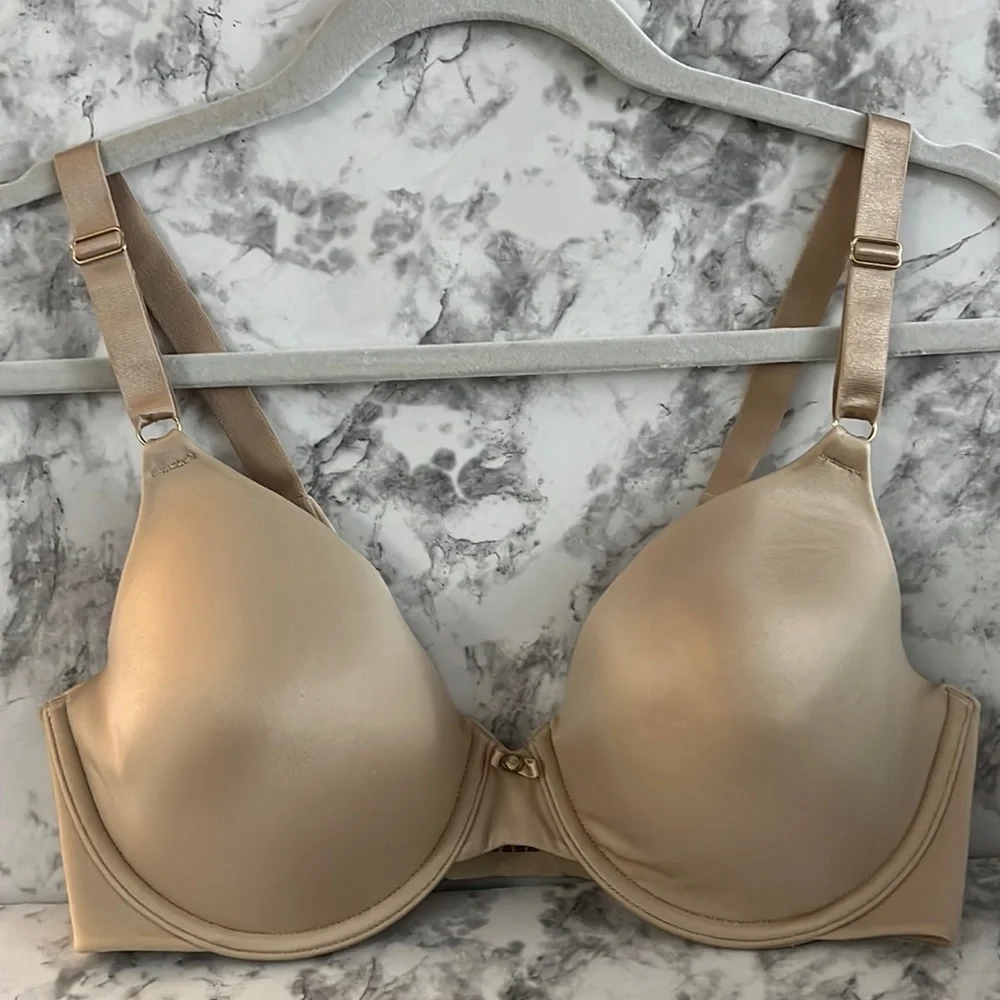 Vanity Fair under wire bra size 34 D Nude Color
